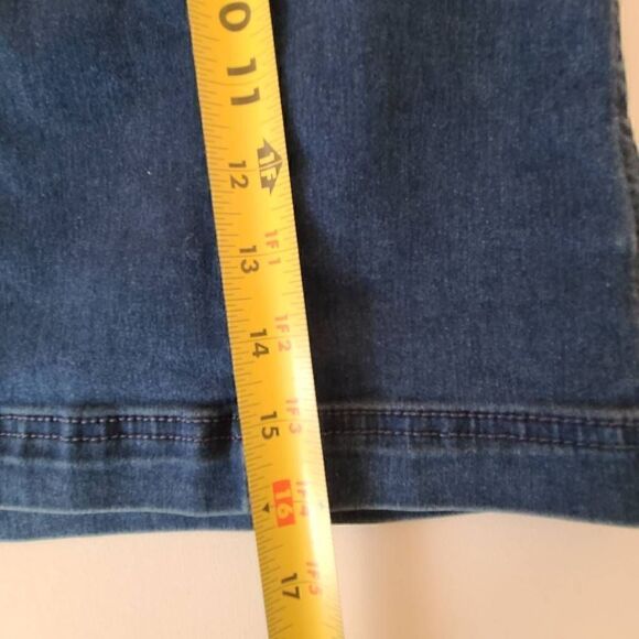 Free People Women's Mini Denim Skirt Back Zip Casual High Rise Blue Size 8 - Picture 9 of 10